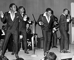 I Can’t Help Myself (Sugar Pie Honey Bunch): The Four Tops