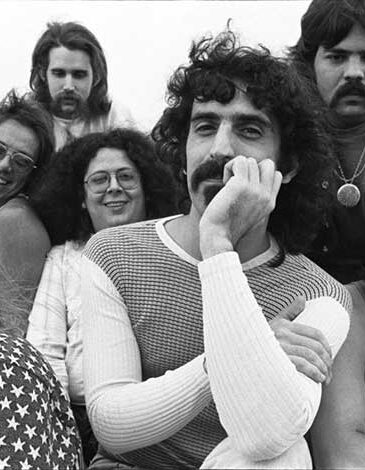 Mothers 1971 Main Photo Credit: Henry Diltz L to R Howard Kaylan Jim Pons Ian Underwood Mark Volman- Frank Zappa Bob Harris Aynsley Dunbar scaled