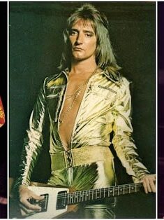 rod stewart on stage