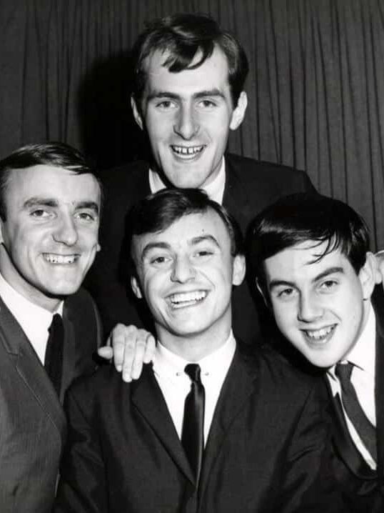 Gerry and the Pacemakers group photo 1964