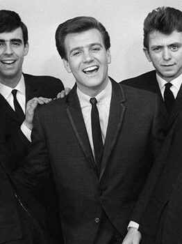 kramer with his second band the dakotas in the 1960s